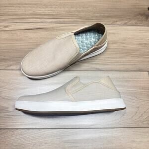 Olukai Ki'ihele'ili beige Leather Sneakers Size 8.5 Women's Slip On